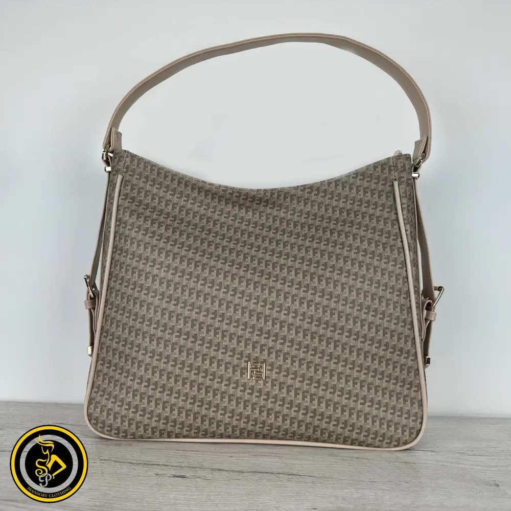 کیف دستی زنانه اسپرت برند فندی (Fendi) سایز بزرگ