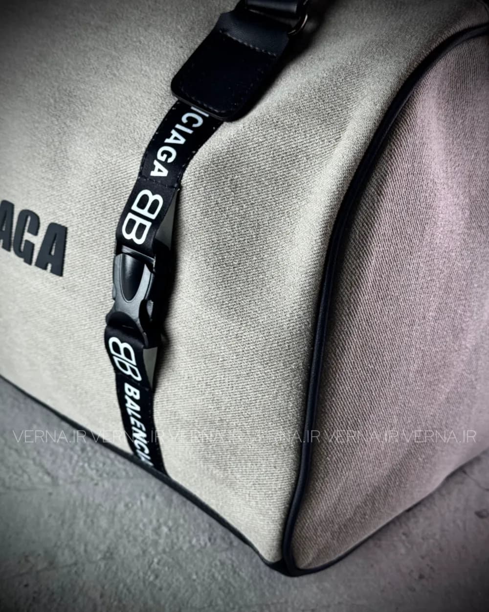 ساک دستی BALENCIAGA — تصویر ۳