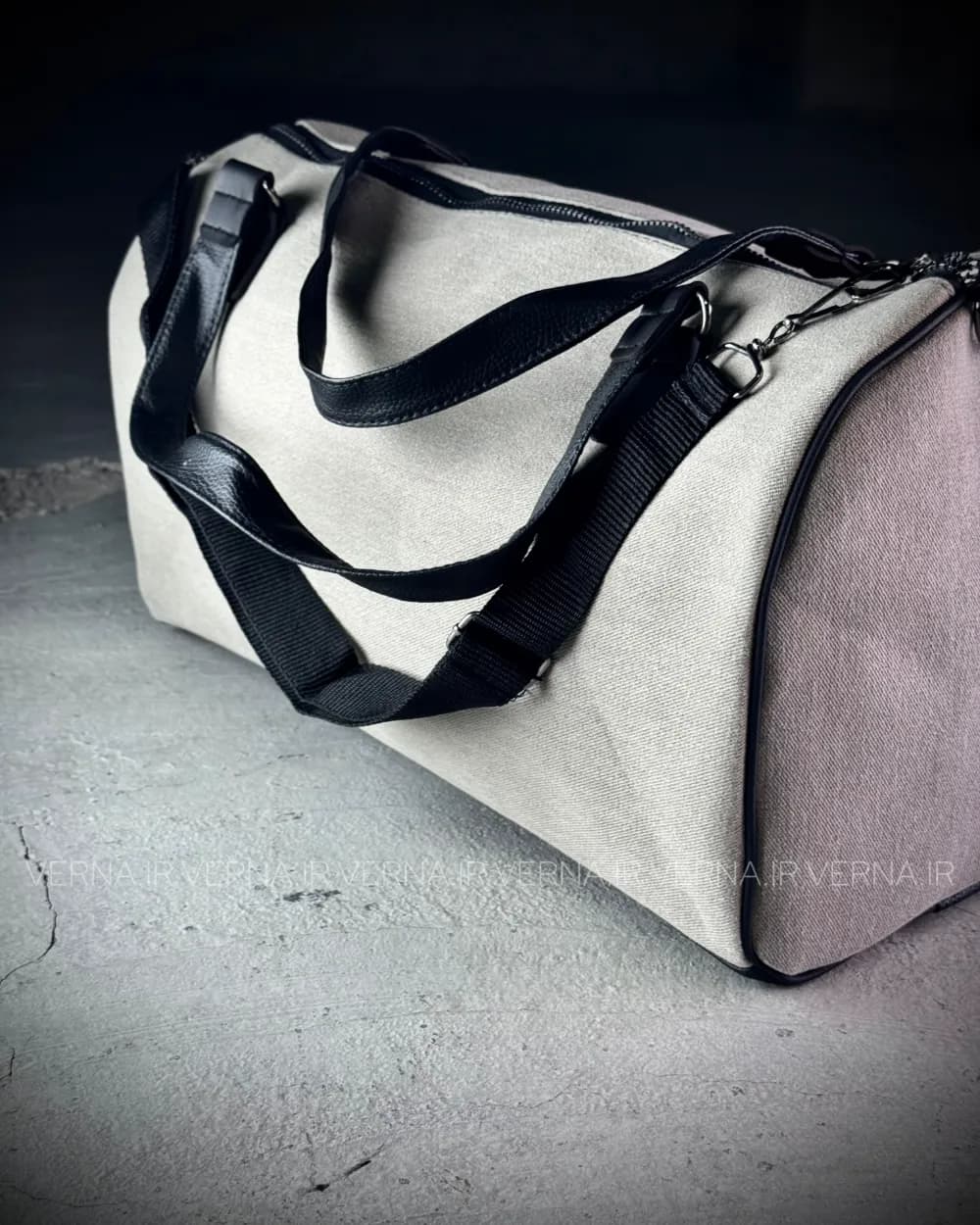 ساک دستی BALENCIAGA — تصویر ۴