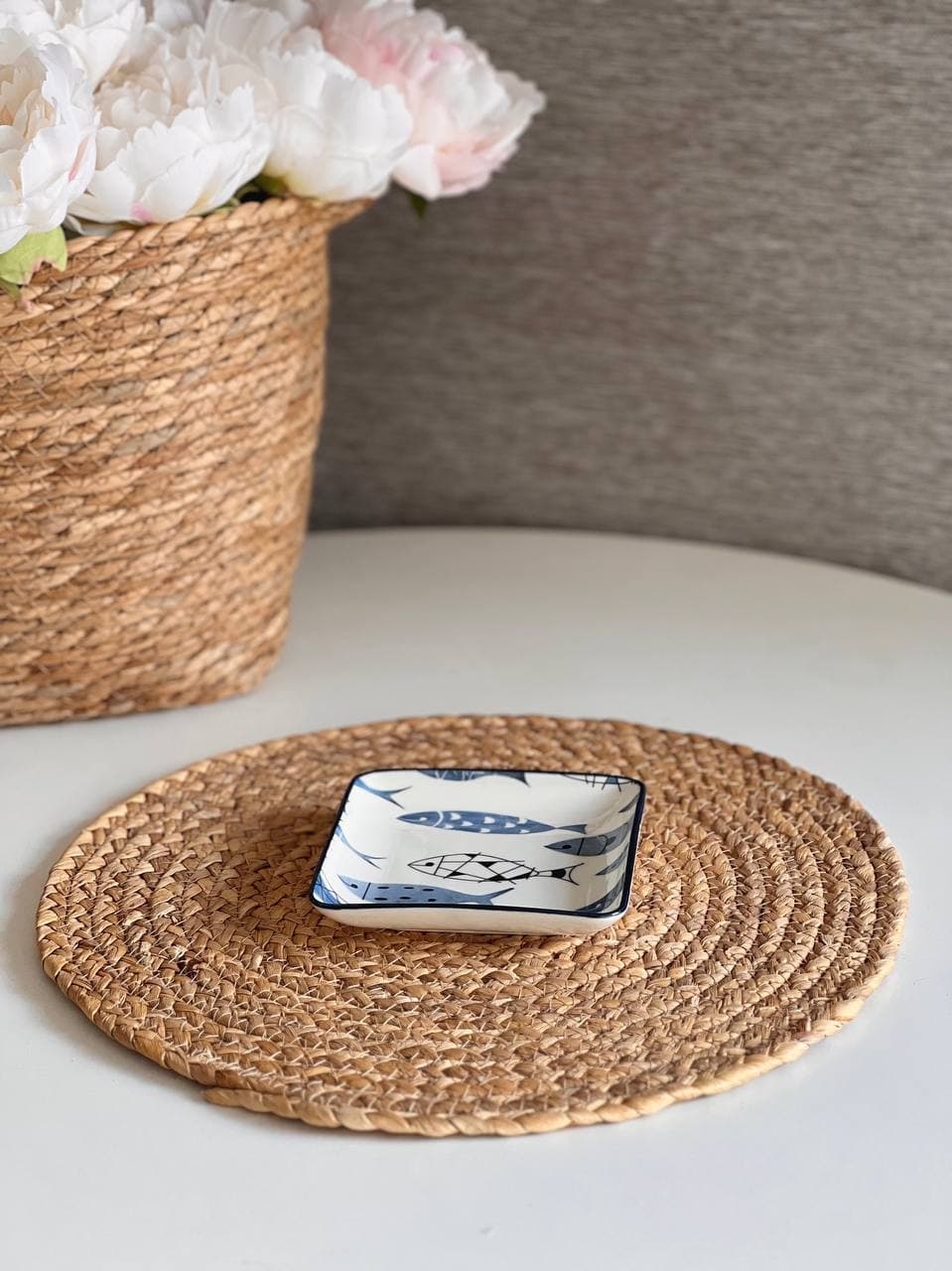 پیش دستی مربع زاراهوم کد 22449 طرح ماهی — تصویر ۲