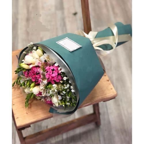 دسته گل برای شرکت پوران پودر سپاهان دفتر مرکزی استاد معین 100a2370