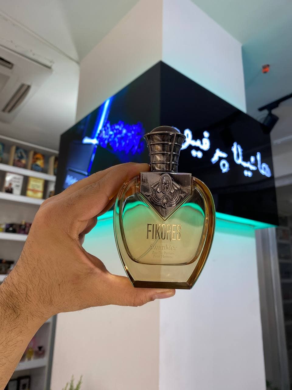 عطر و ادکلن دکانت 10 میل فیکورس سوانکر (لوئو 7 آنونیمو) — تصویر ۳