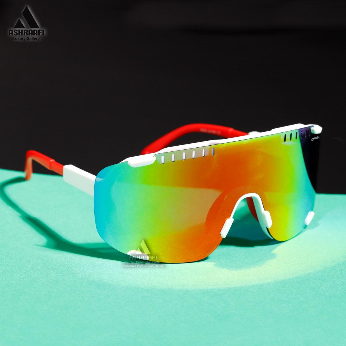 عینک آفتابی ورزشی Oakley 9929 — تصویر ۲