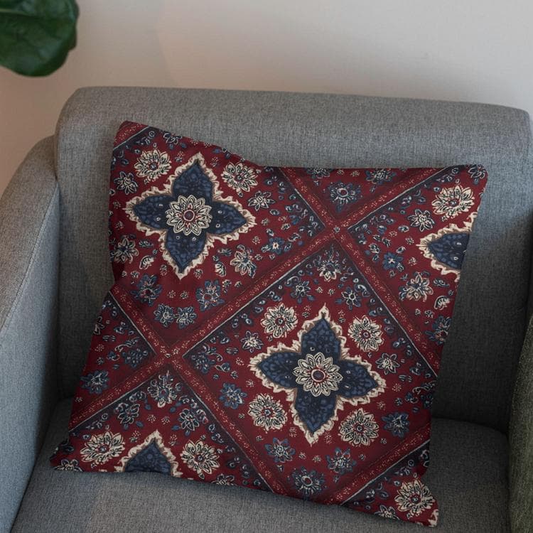 پارچه مخمل روبالشی طرح سه بعدی فرش نقش ایرانی کد 5014679 — تصویر ۳