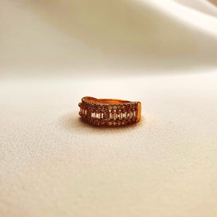 انگشتر زنانه نگین باگتی و اتمی طرح مادرانه مدل RING 5362 — تصویر ۷