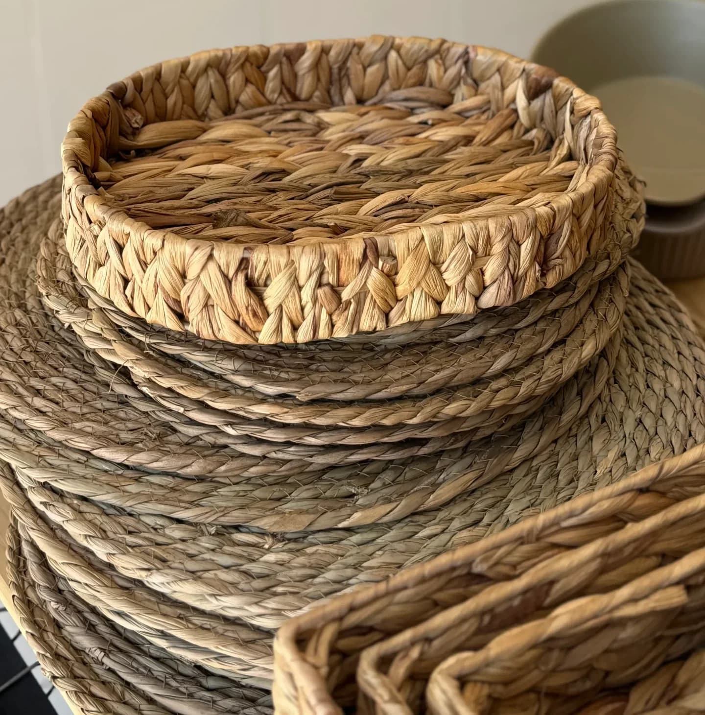 سبد حصیری الیاف طبیعی وارداتی بیضی — تصویر ۵