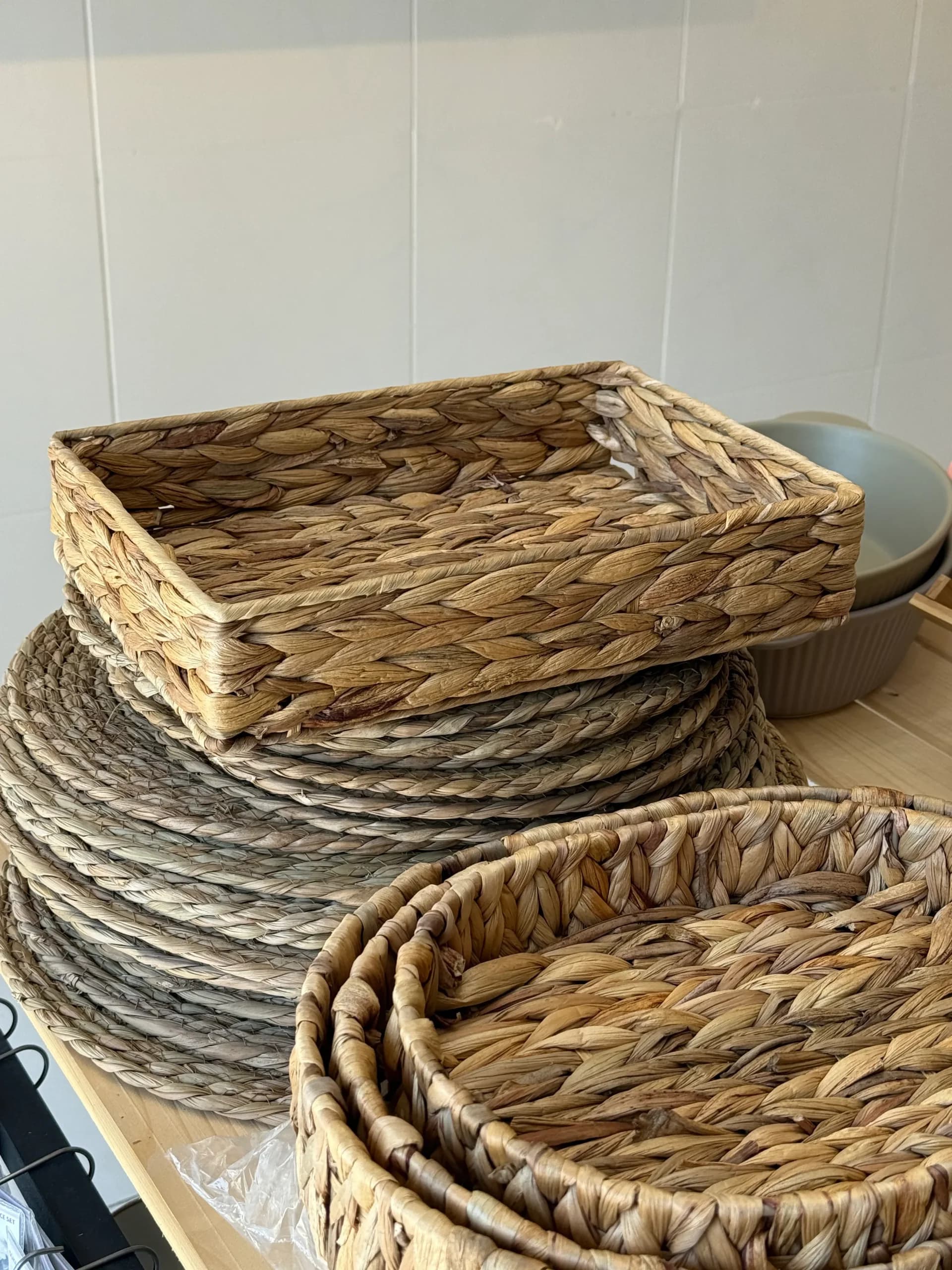 سبد حصیری الیاف طبیعی وارداتی مستطیلی — تصویر ۳