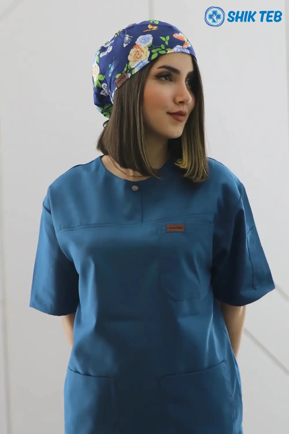 اسکراب پزشکی یقه گرد سبز کله غازی بدون جنسیت