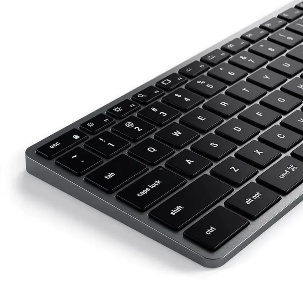 کیبورد بیسیم ساتچی مدل Satechi Ultra Slim Backlit X3 Bluetooth Keyboard رنگ نوک مدادی — تصویر ۳