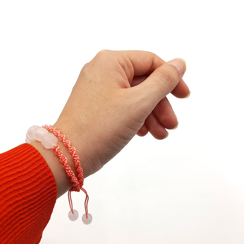دستبند بافت رز کوارتز تراش کد 310211 — تصویر ۲