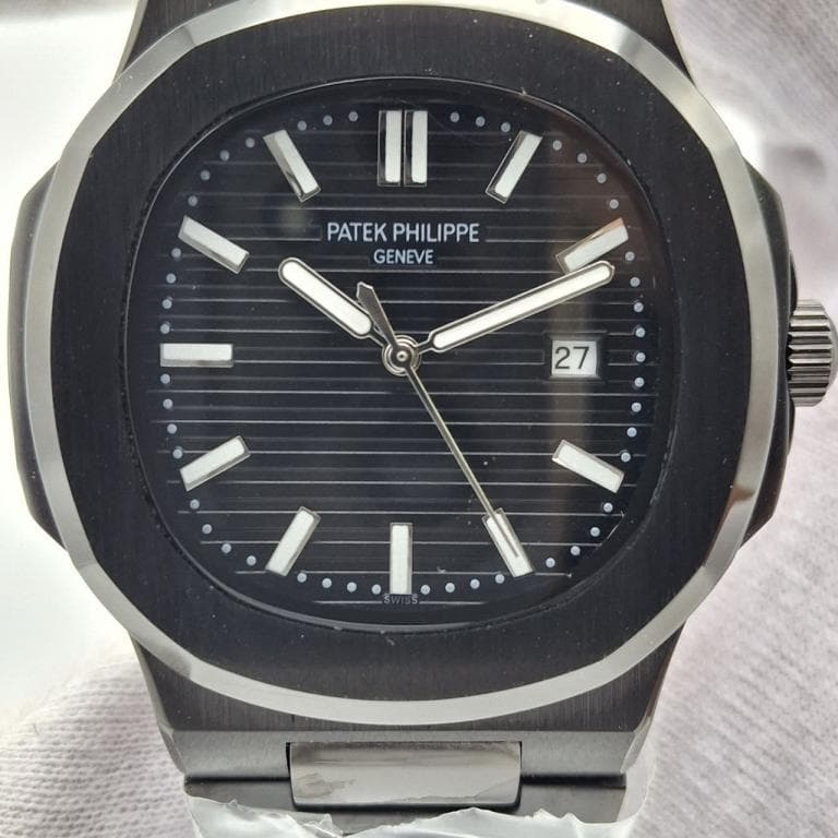 ساعت مردانه پتک فیلیپ ناتیلوس تمام مشکی موتور ژاپن Patek Philippe — تصویر ۲