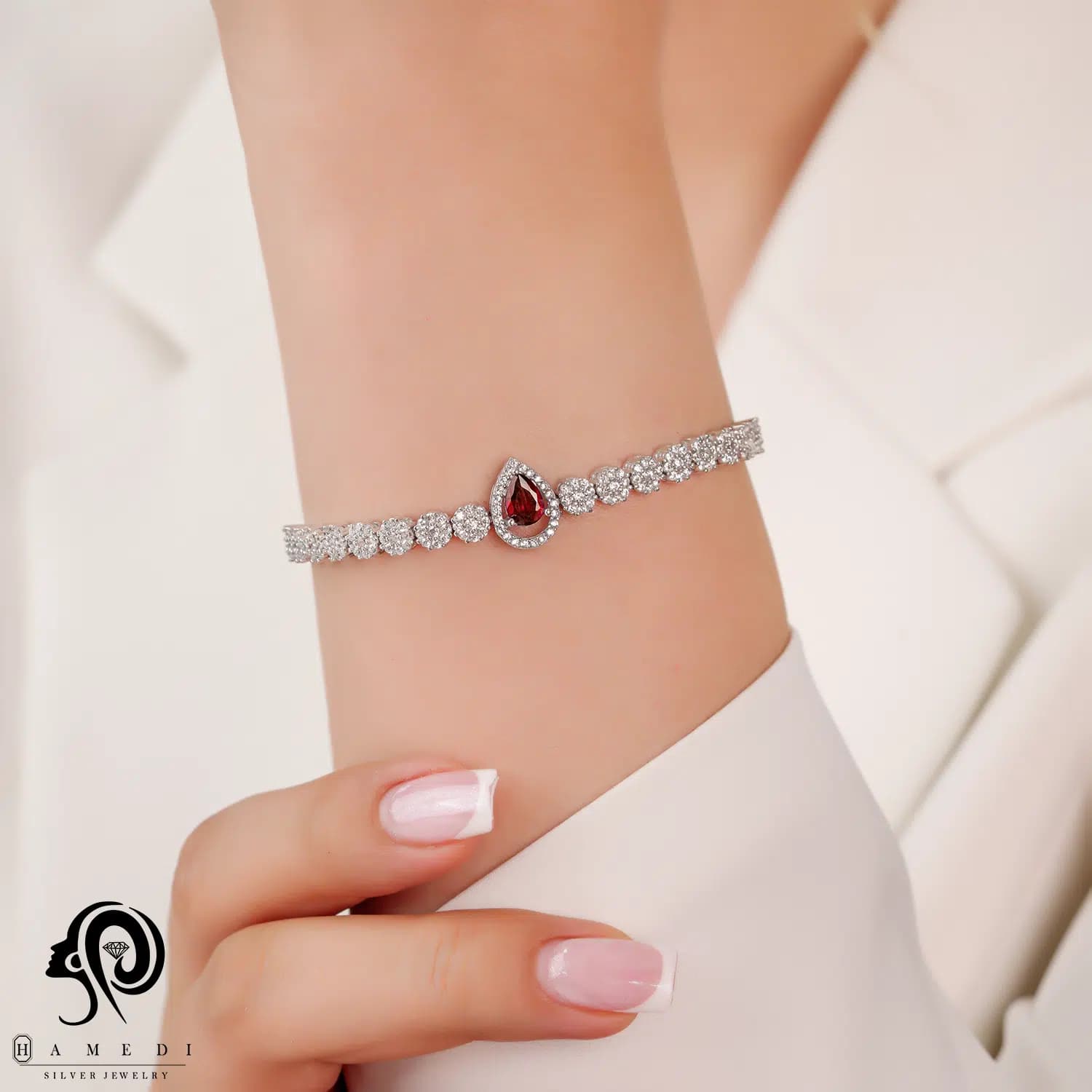 دستبند نقره زنانه نگین رنگی مدل BI F53 — تصویر ۲