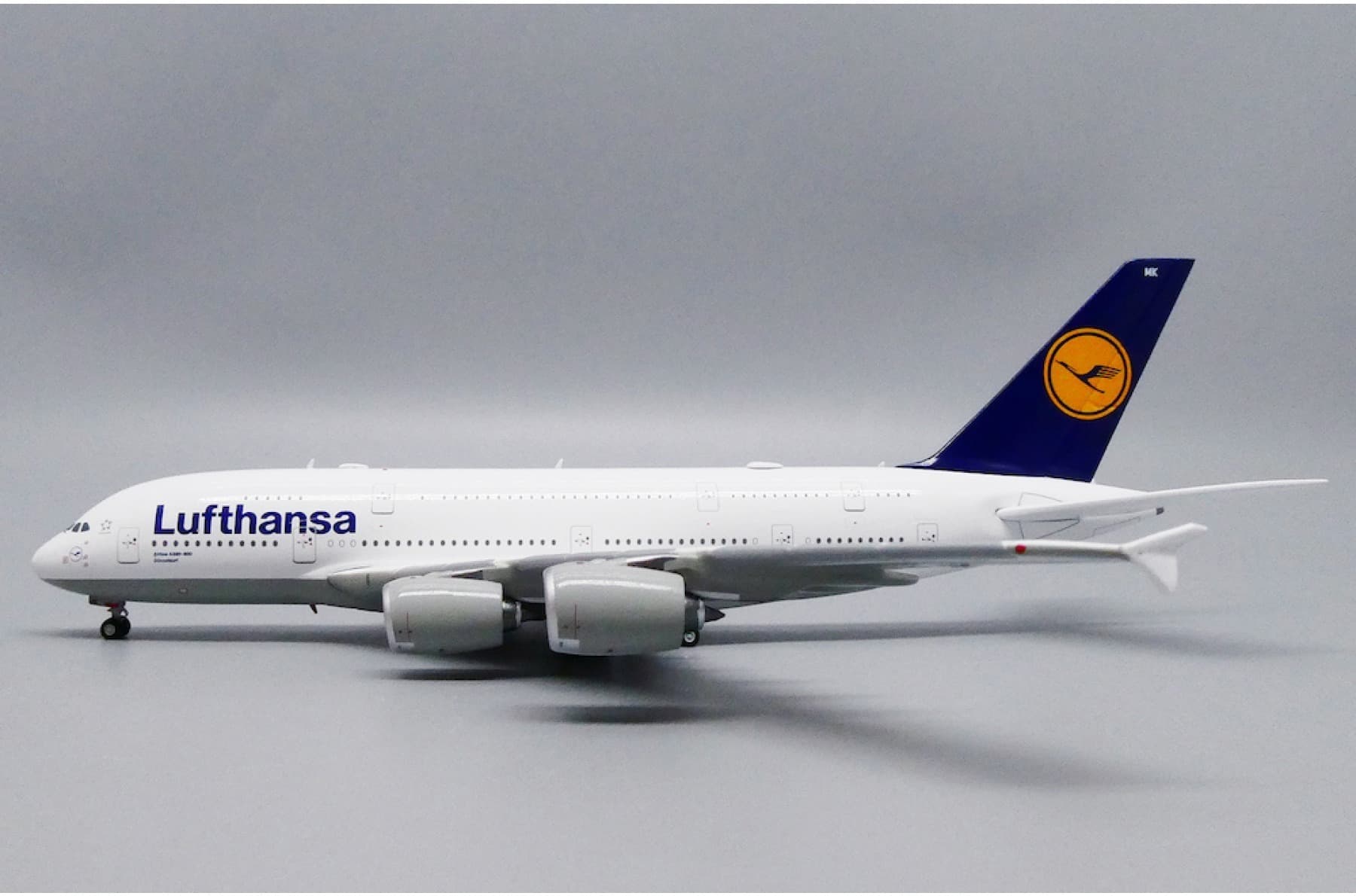 هواپیمای بازی مدل Lufthansa Airbus کد A380 — تصویر ۶