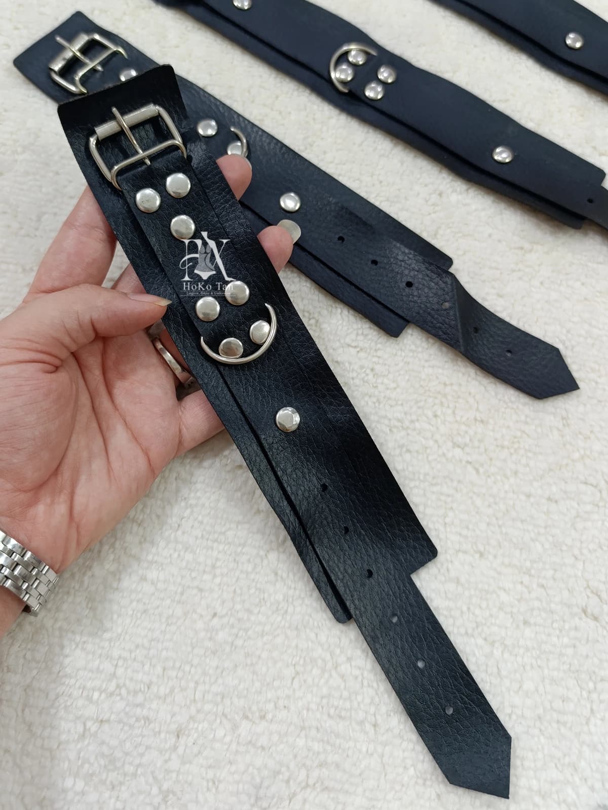 گارتر چرم 5 تیکه کاریشما کد 8554 — تصویر ۴