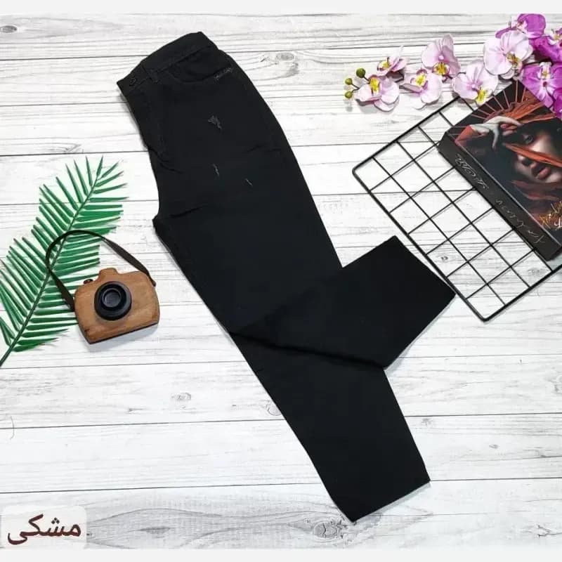شلوار جین مام فیت زنانه پشت کمر کش رنگی سایز 36 تا 46 — تصویر ۲
