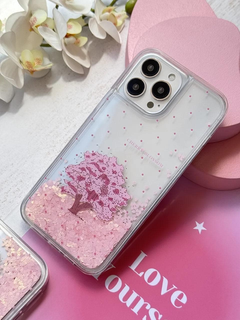قاب آکواریومی شکوفه ی گیلاس ژاپنی (کدC2235) مناسب برای iPhone 16Promax — تصویر ۴