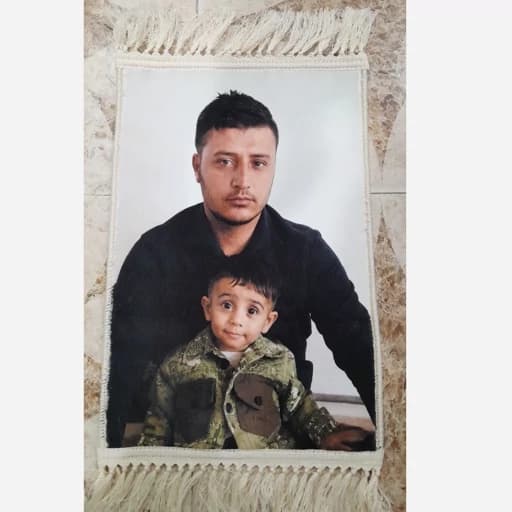 تابلو فرش ماشینی چهره سایز 50 در 35 (ارسال رایگان)