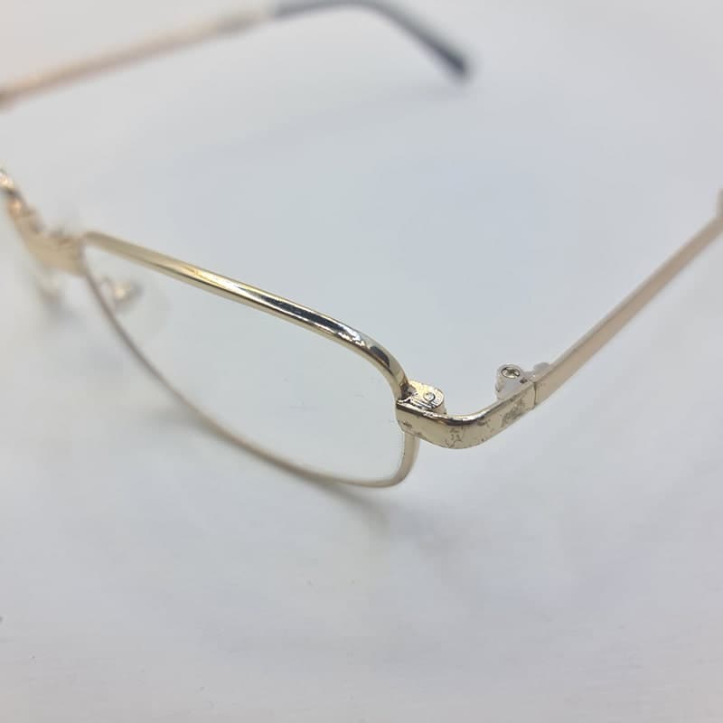 عینک مطالعه تاشو طلایی با نمره +2.50 به همراه کیف مشکی و دستمال مدل A01 — تصویر ۷