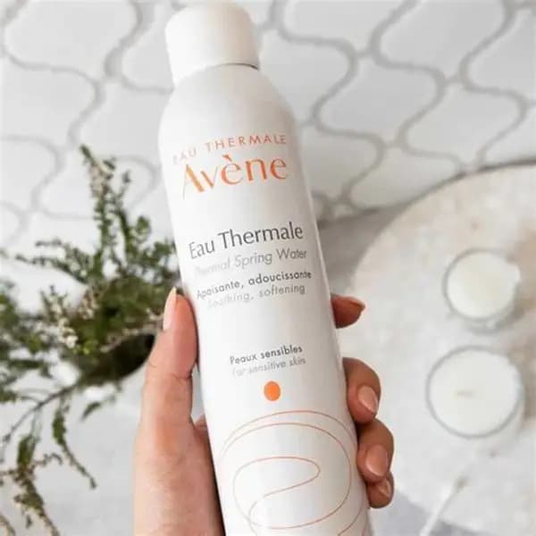 اسپری آب حرارتی اون (Avène Thermal Spring Water)