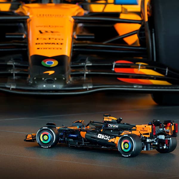 لگو سری تکنیک مدل McLaren MCL39 F1 کد 42228 — تصویر ۶