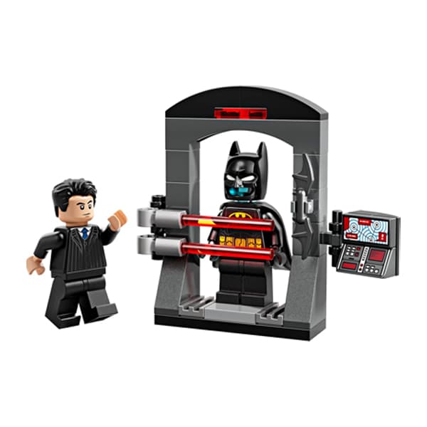لگو سری بتمن مدل Batman: Bruce Wayne and the Batsuit کد 30726 — تصویر ۳