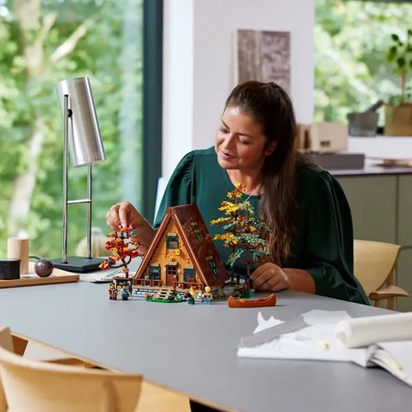 لگو Ideas مدل A-Frame Cabin 21338 — تصویر ۵