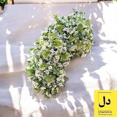 سفارش گل برای تحویل در کافه نگارا کرج