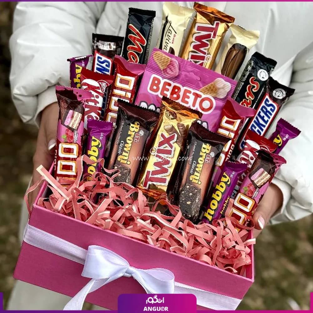 باکس شکلاتی ولنتاین با تم صورتی