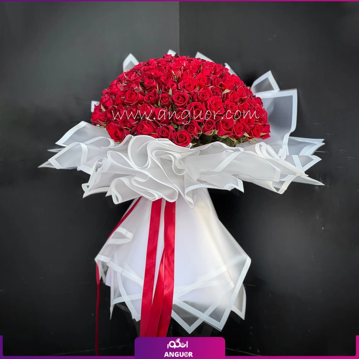 دسته گل بزرگ رز قرمز – ۲۰۰ شاخه (طرح با من باش)
