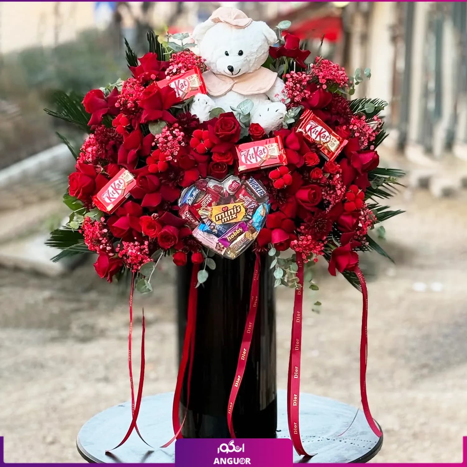 باکس گل و شکلات عشق شیرین