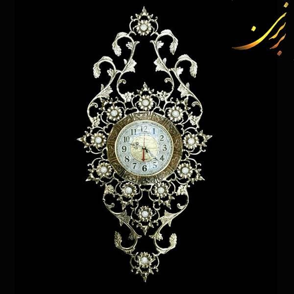 ساعت دیواری برنزی طرح دسته برگ کشیده