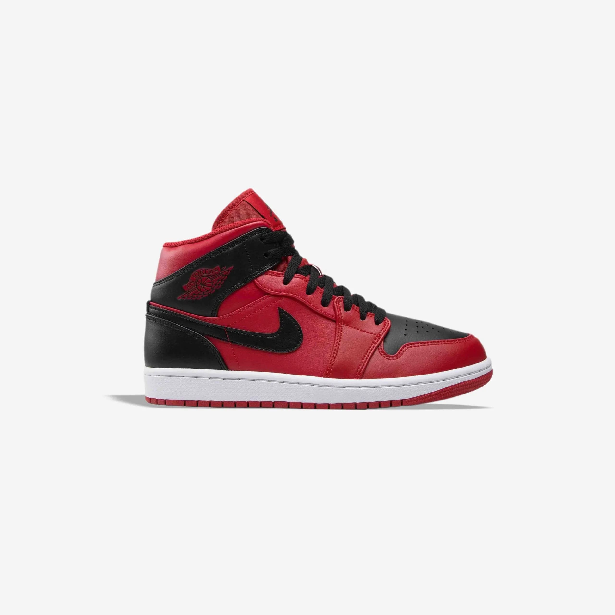 کتونی Nike مدل Air Jordan 1 Mid Reverse Bred – 554724-660