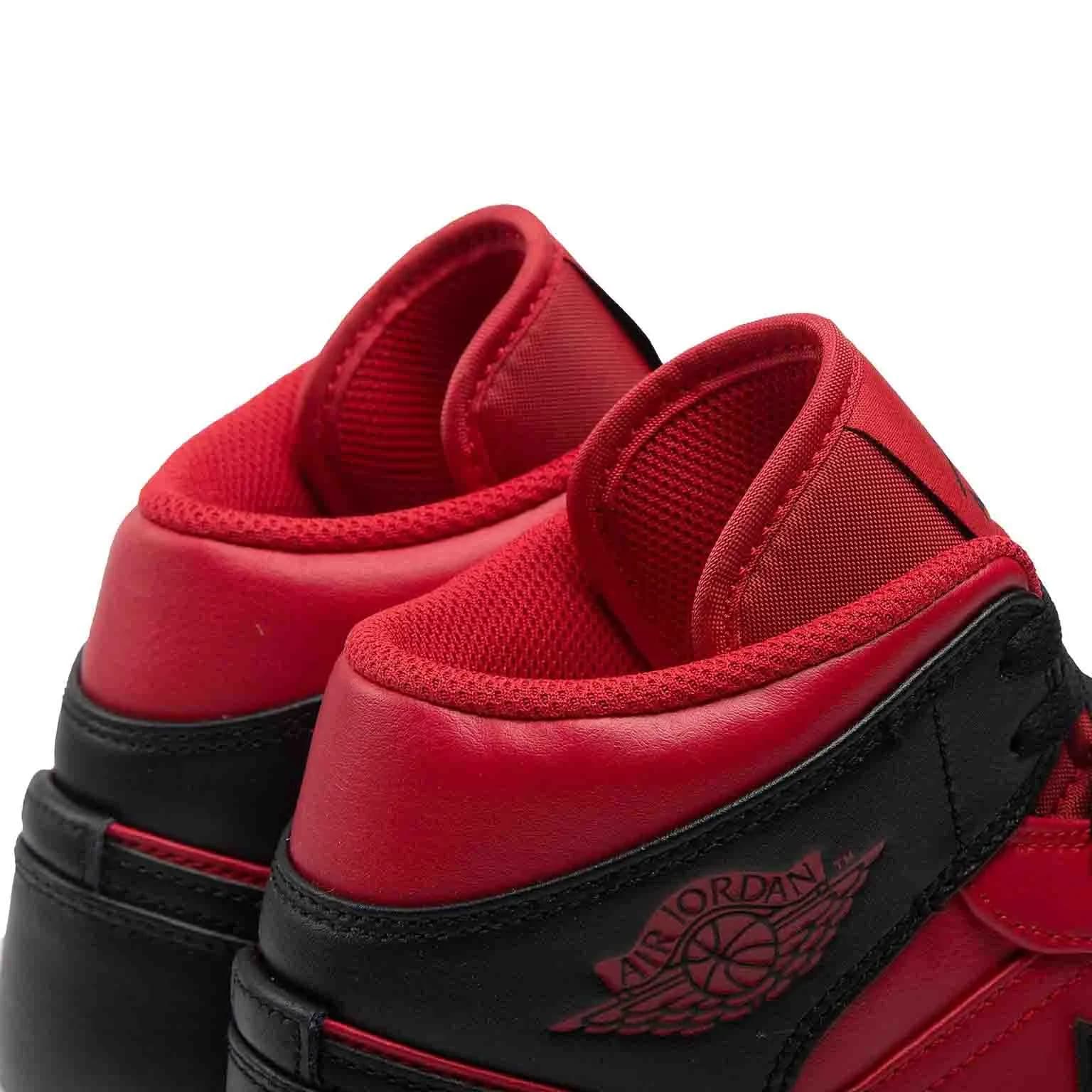 کتونی Nike مدل Air Jordan 1 Mid Reverse Bred – 554724-660 — تصویر ۵