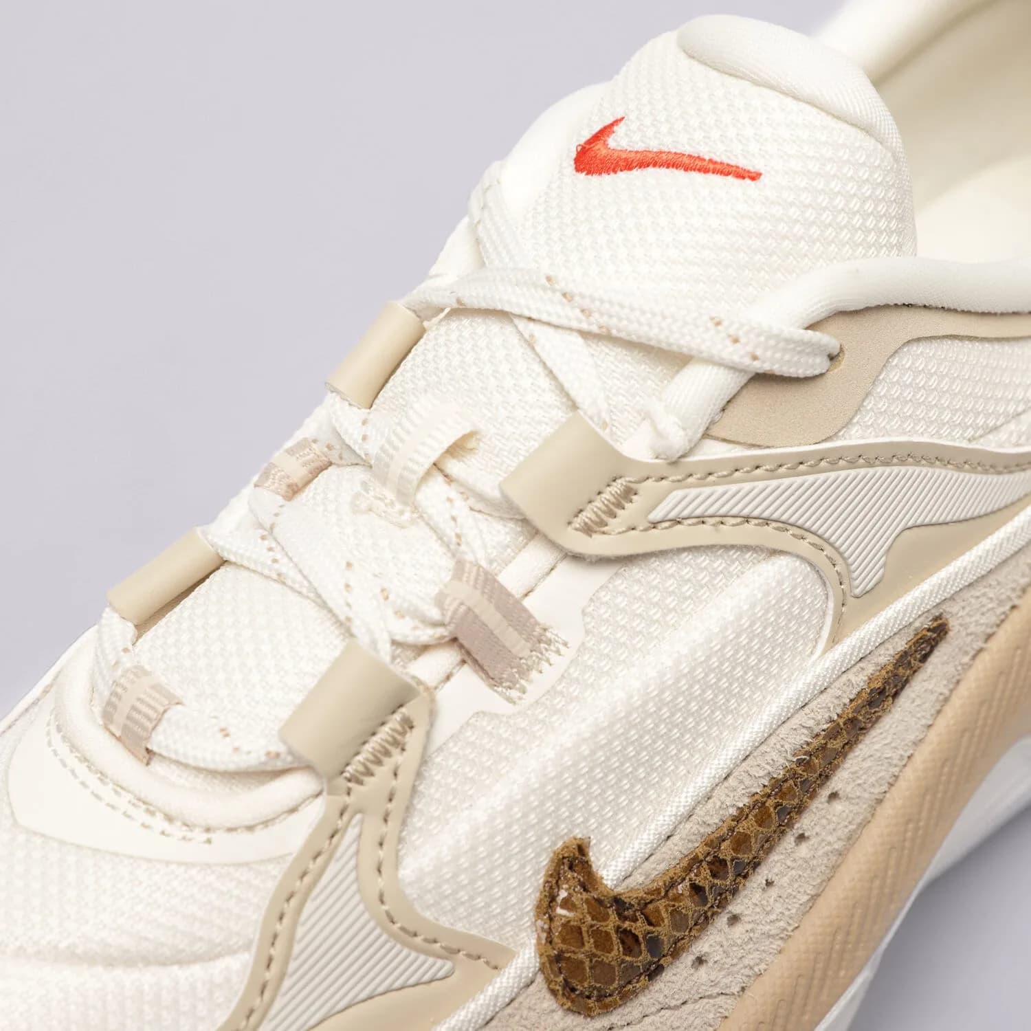کتونی Nike مدل Air Max Bliss – FB9752-100 — تصویر ۷
