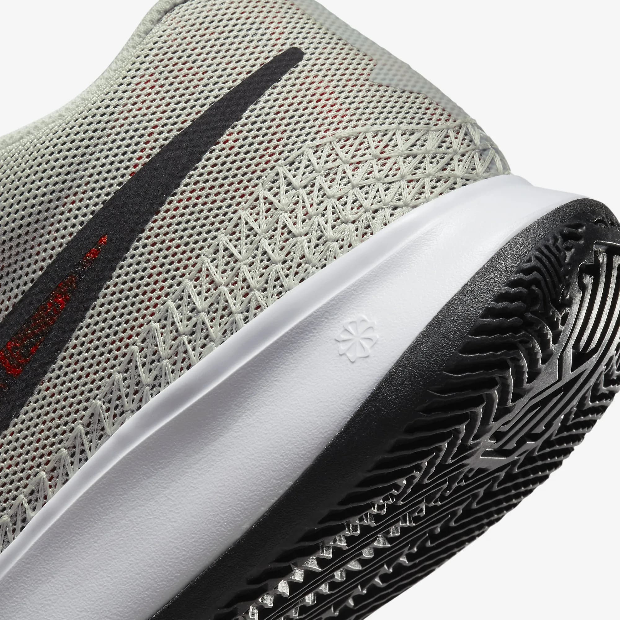 کفش بسکتبال Nike مدل Kyrie Flytrap 6 – DM1125-002 — تصویر ۸