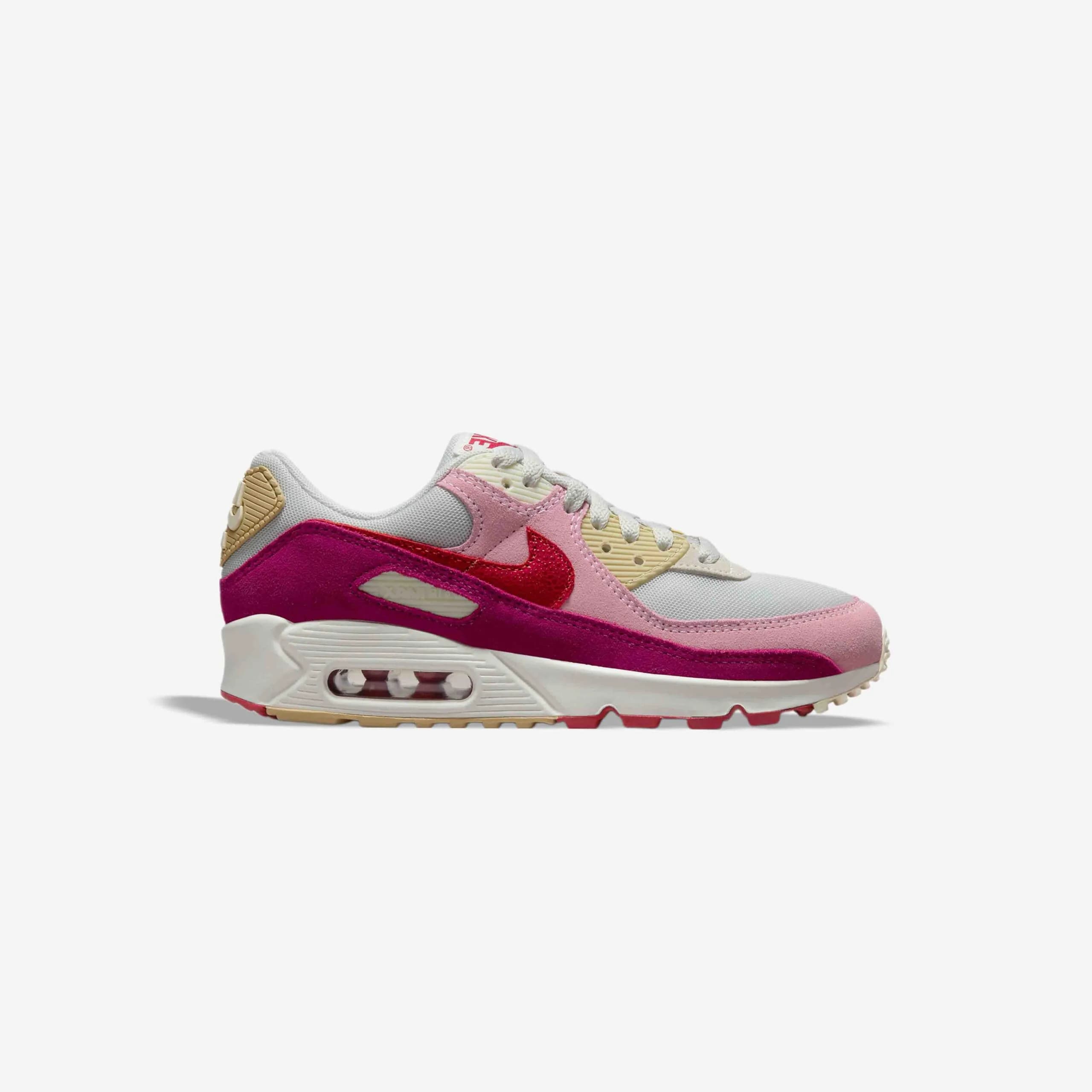 کتونی Nike مدل Air Max 90 – FB8477-001