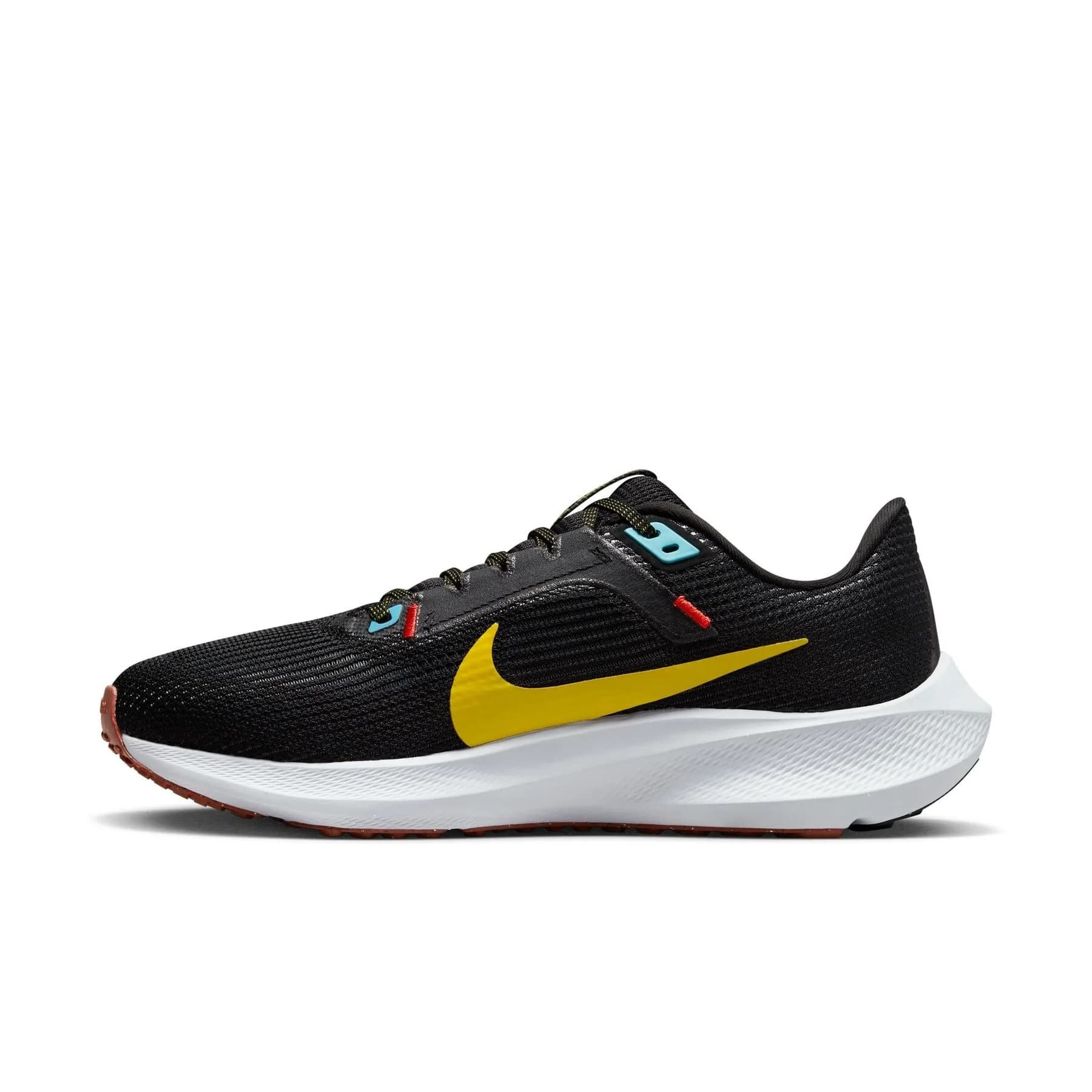 کفش دویدن Nike مدل Air Zoom Pegasus 40 – DV3854-002 — تصویر ۲