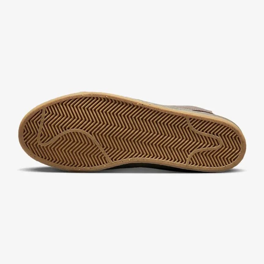 کتونی Nike مدل SB Blazer Mid Premium Plus – DV5468-200 — تصویر ۳