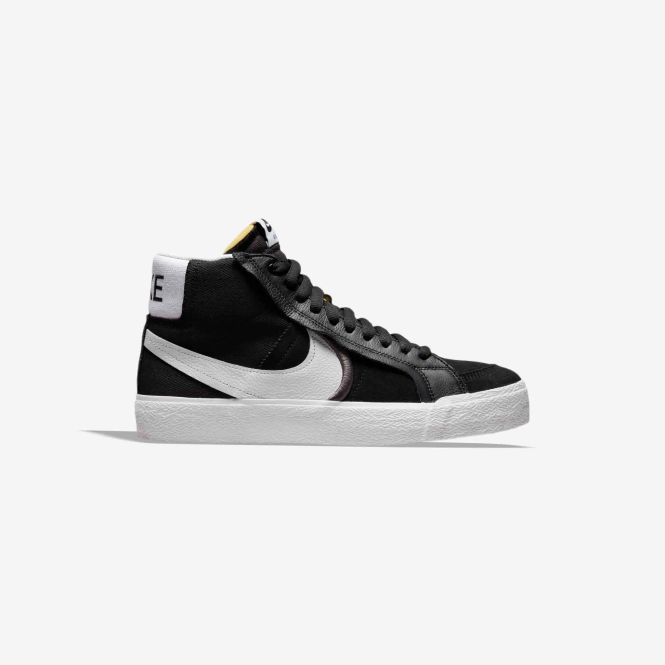 کتونی Nike مدل SB Blazer Mid Premium Plus – DR9144-001