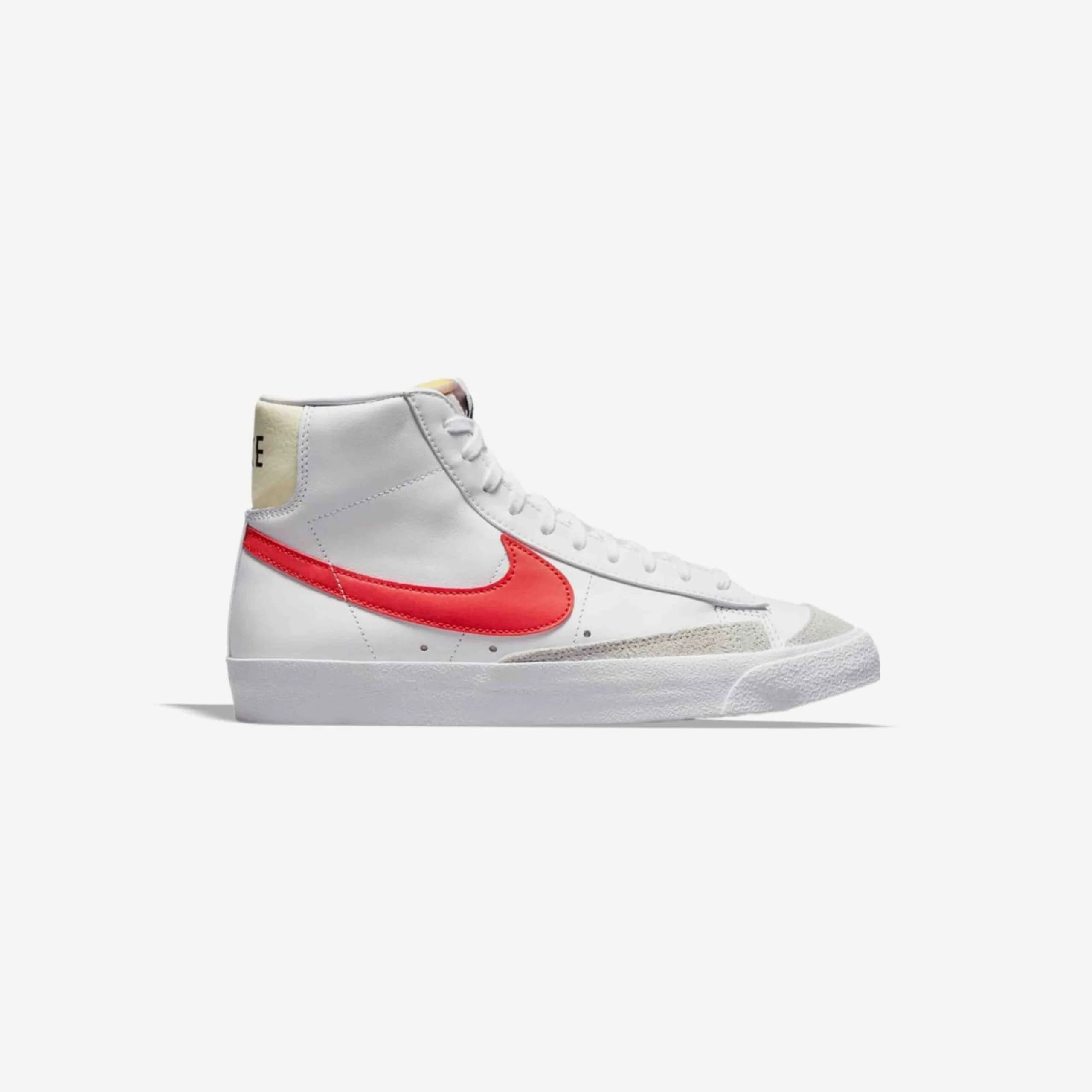 کتونی Nike مدل Blazer Mid 77 Vintage – BQ6806-122