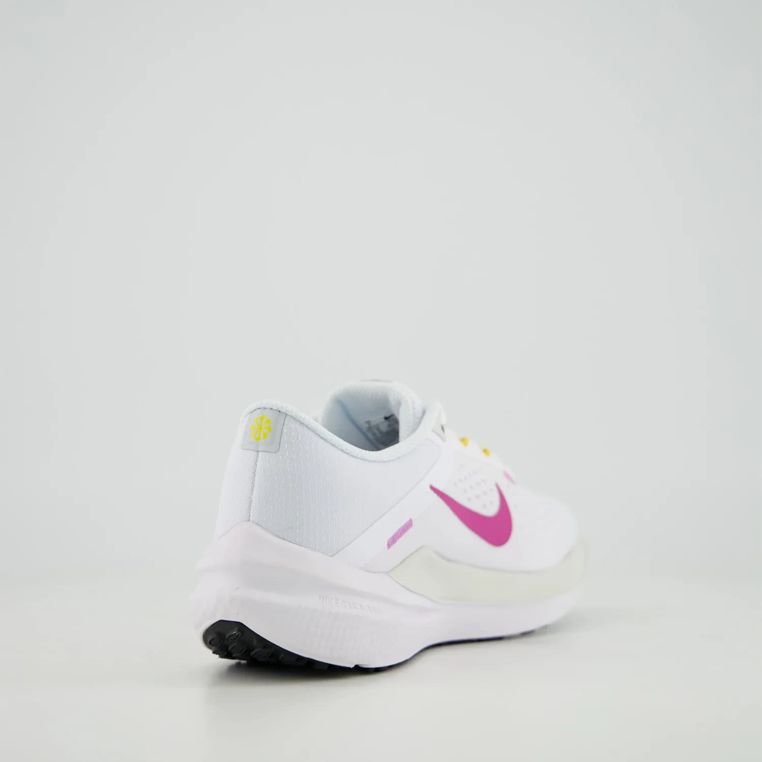 کفش دویدن Nike مدل Air Winflo 10 – DV4023-103 — تصویر ۳