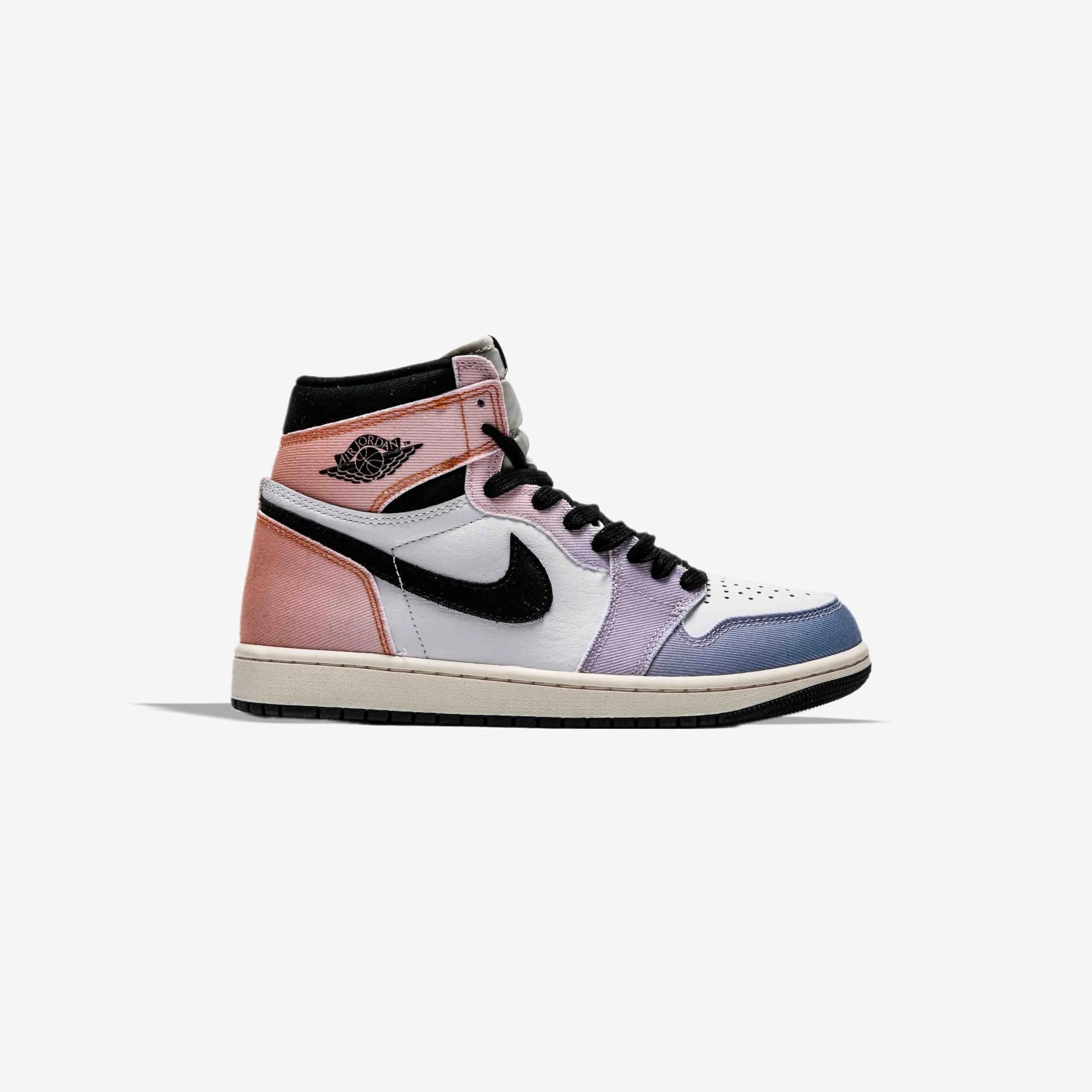 کتونی بسکتبال Nike مدل Air Jordan 1 High Skyline – DX0054-805