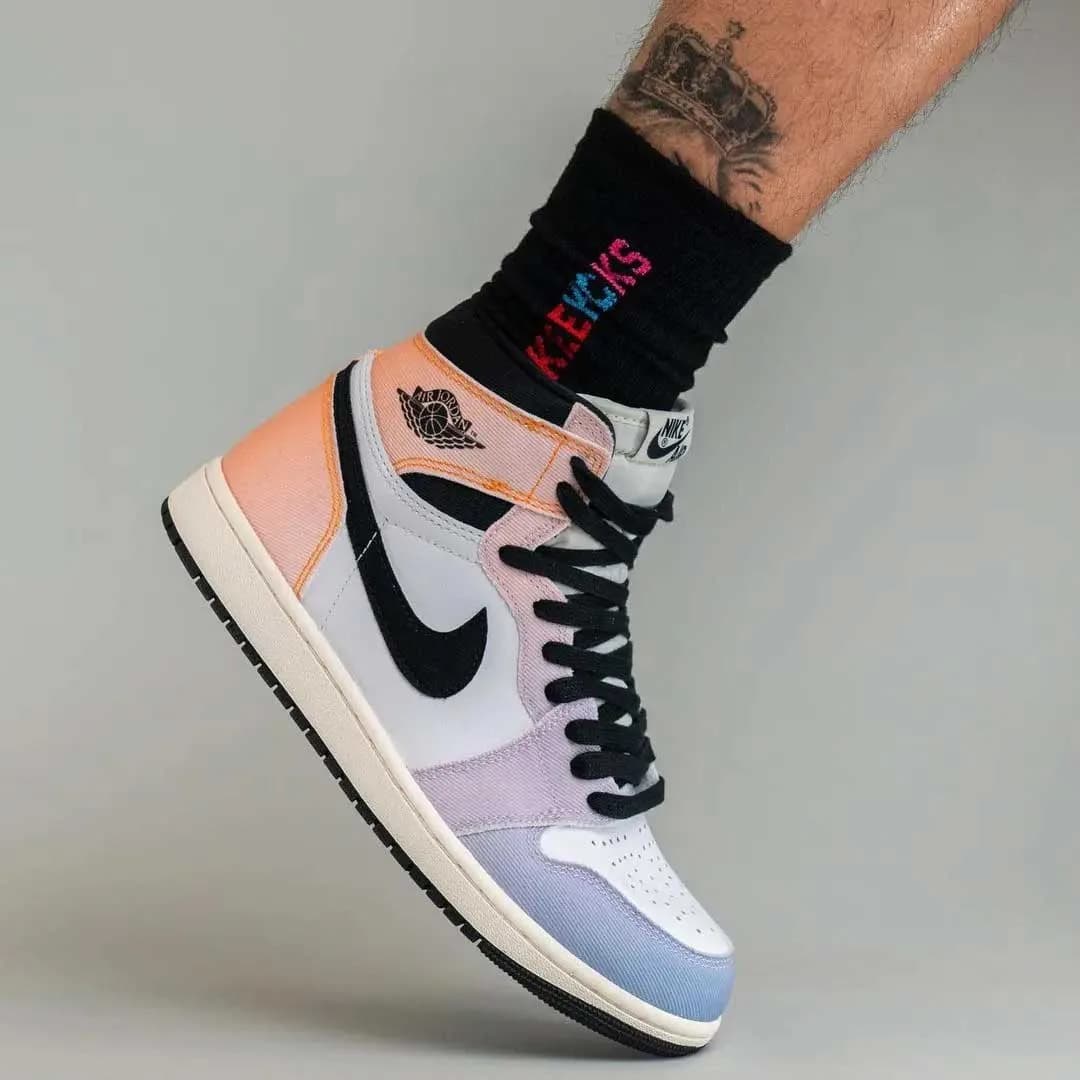 کتونی بسکتبال Nike مدل Air Jordan 1 High Skyline – DX0054-805 — تصویر ۶