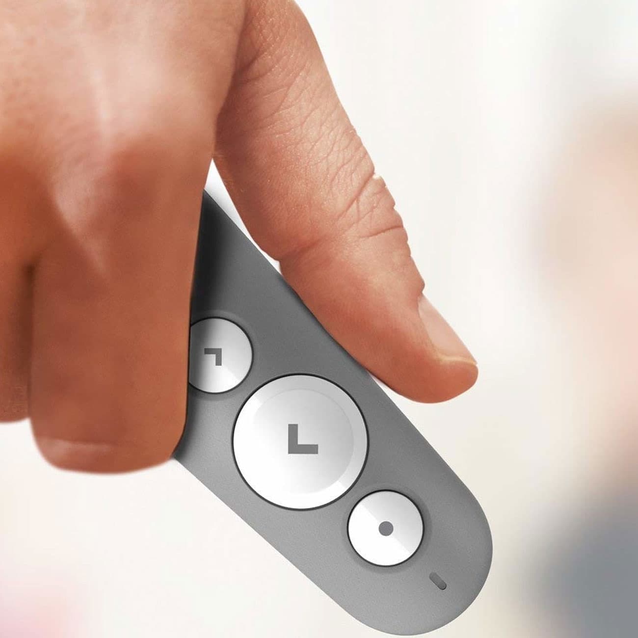 لیزر پرزنتر بی سیم لاجیتک Logitech مدل R500S با لیزر قرمز و برد 20 متر — تصویر ۸