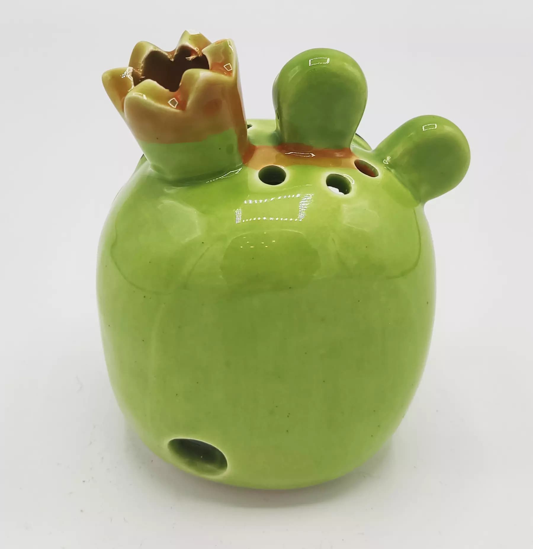 مجسمه آکواریوم انگری برد لئونارد خوک تاج دار — تصویر ۲