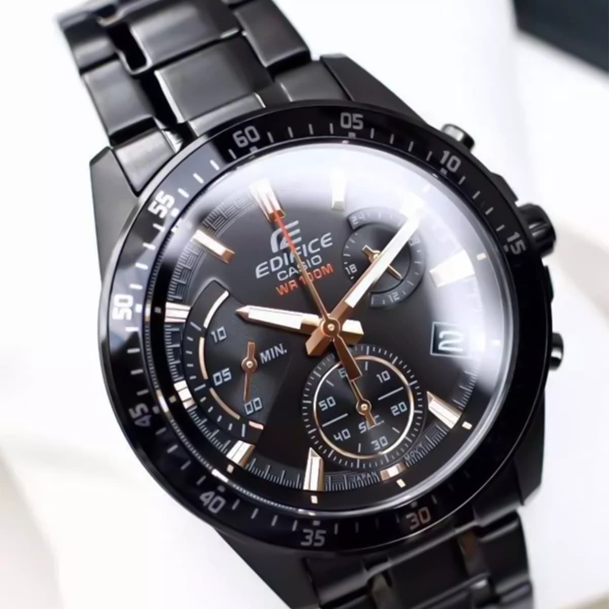 ساعت مچی مردانه کاسیو ادیفایس مدل Casio Edifice EFV-540DC-1BVUDF — تصویر ۵