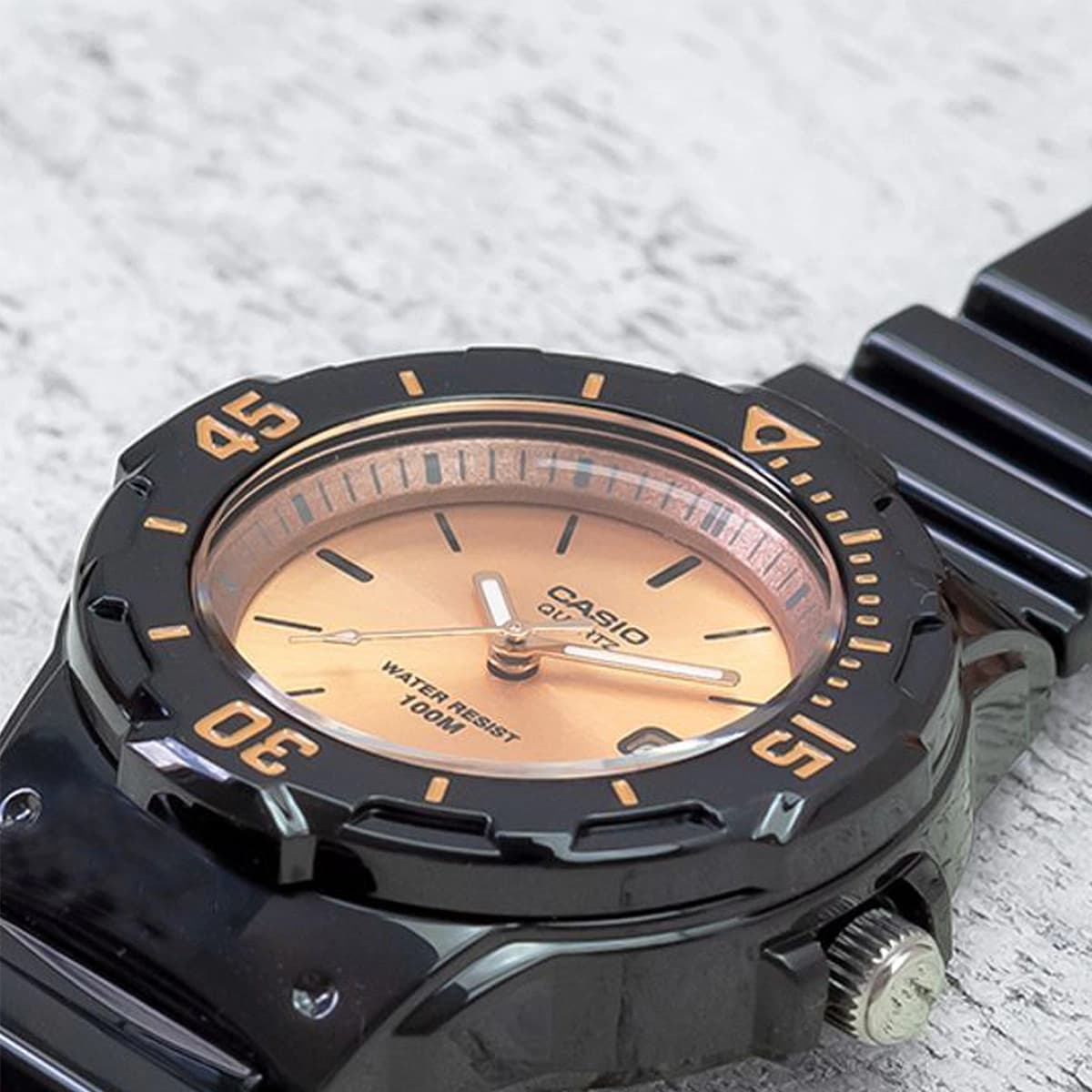 ساعت مچی زنانه کاسیو مدل Casio LRW-200H-9E2VDF — تصویر ۳