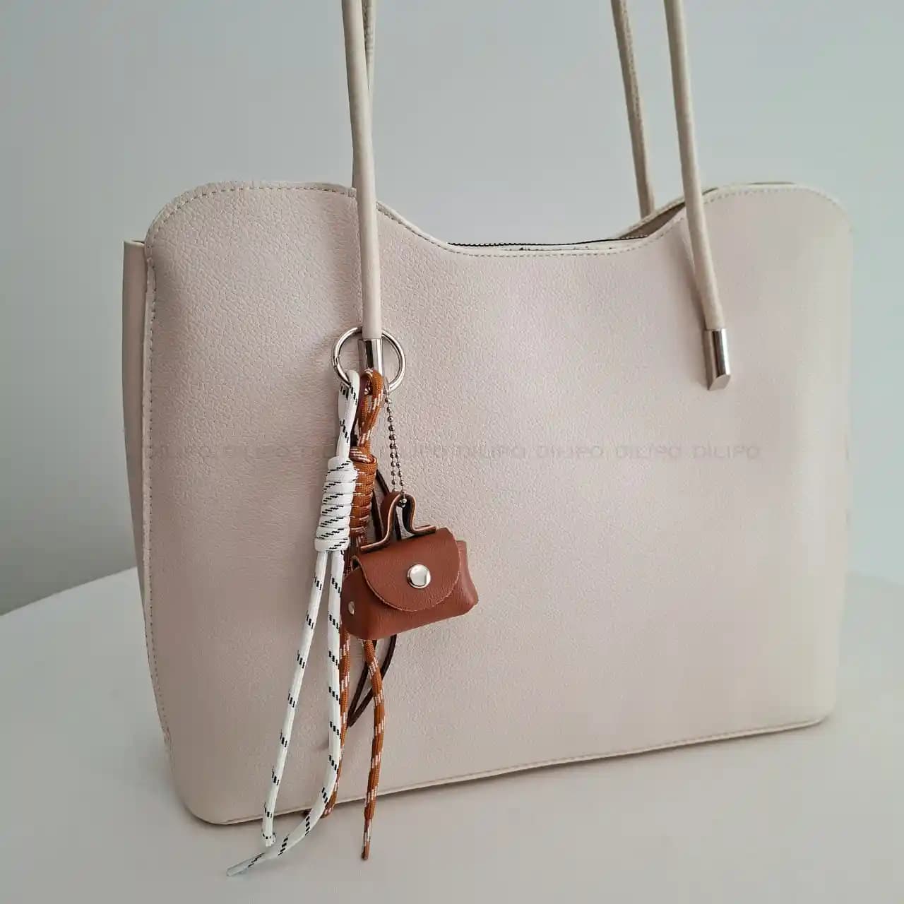 کیف بزرگ دستی و دوشی زنانه کارینا 2716 — تصویر ۴
