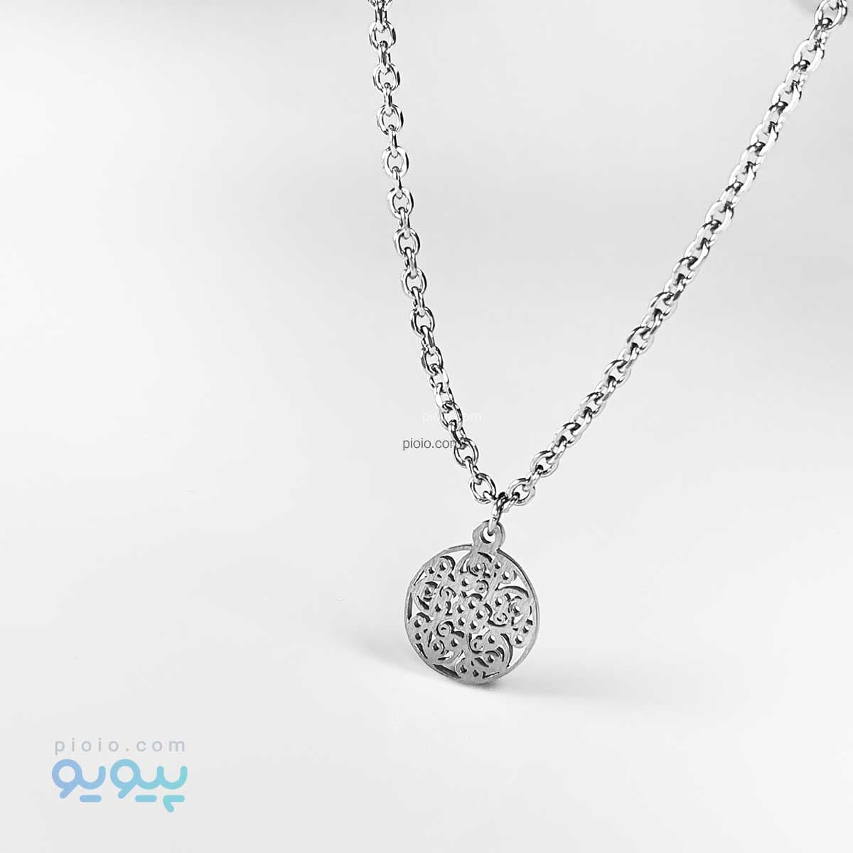 گردنبند آویز سکه ای طرح حلال — تصویر ۳