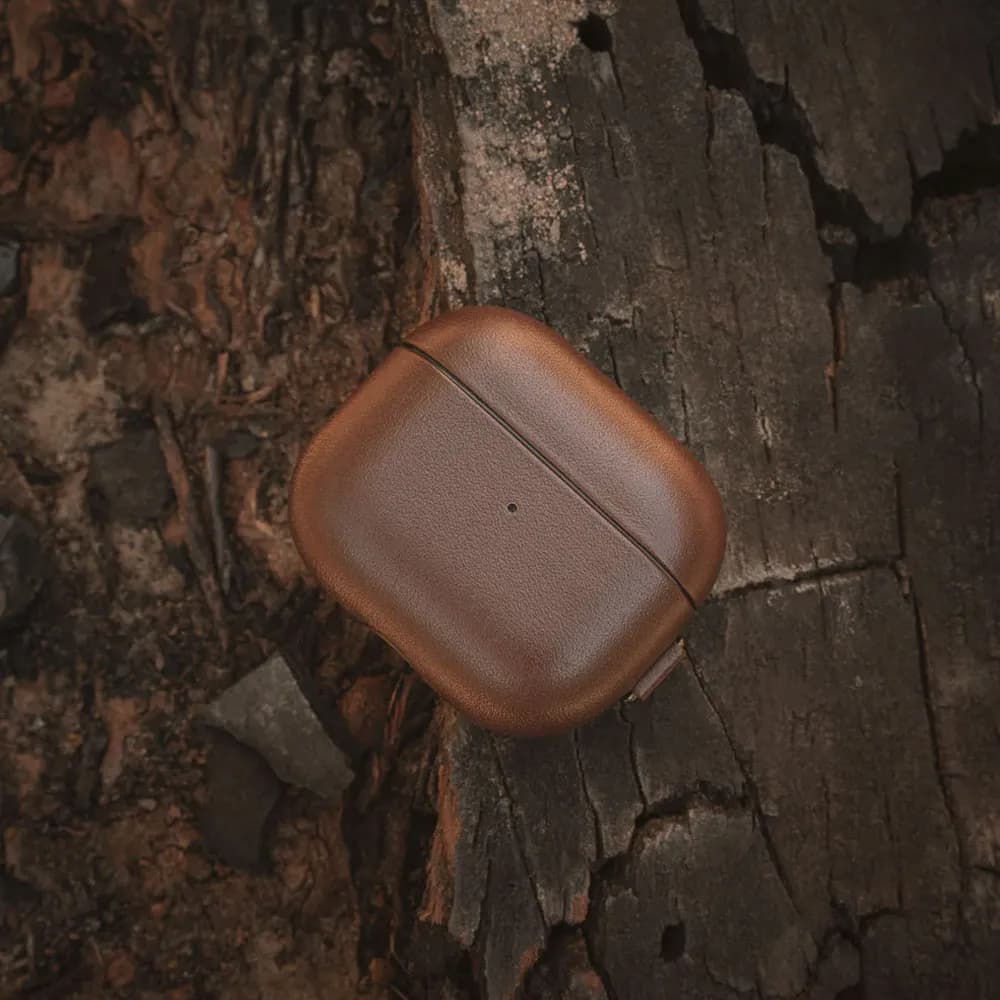 کاور ایرپاد چرمی Sandmarc Leather Edition – AirPods Pro Case Brown — تصویر ۵